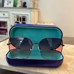 Kurt Geiger London 58mm Square Stylish Black and Pink Sunglasses. NWOT